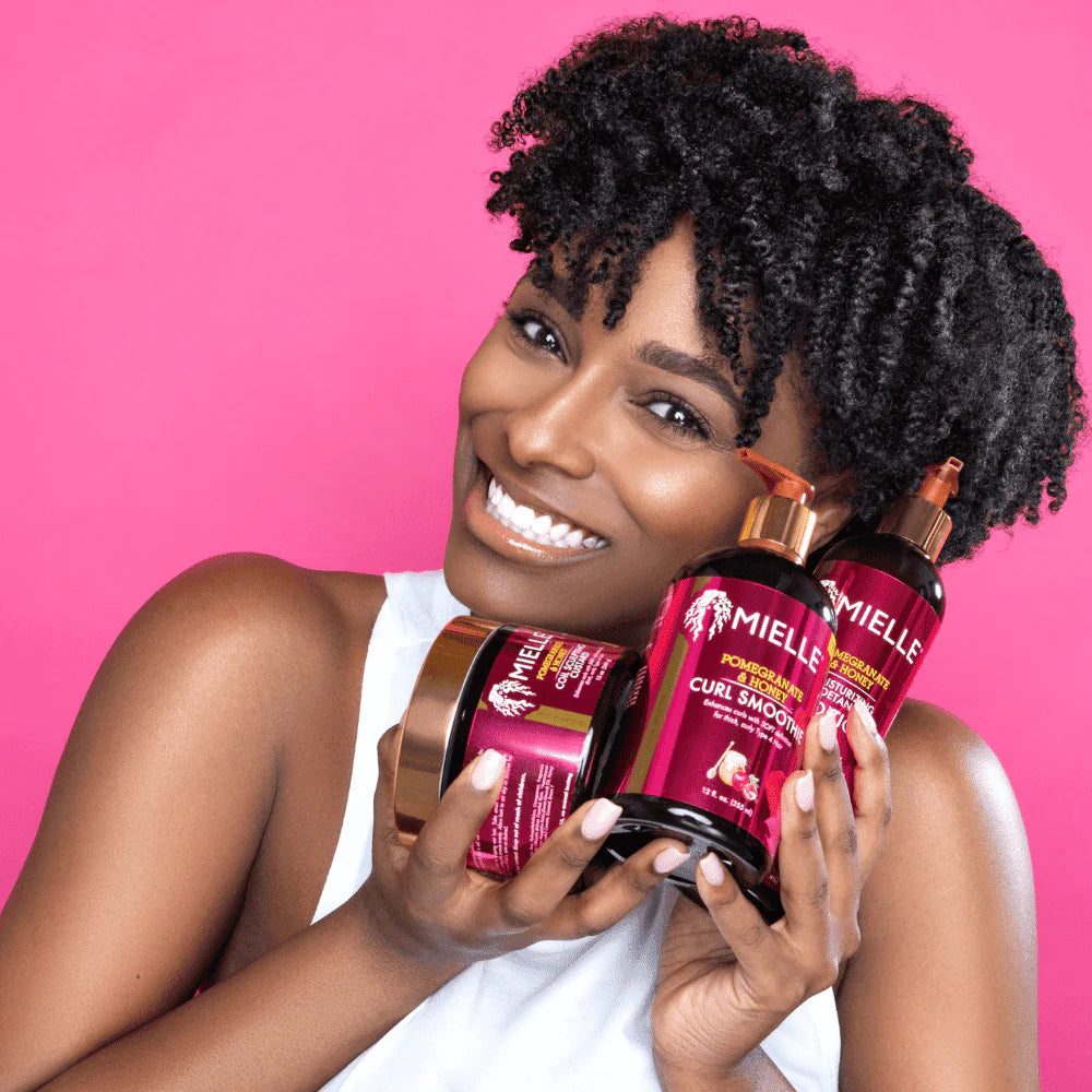  Charlie's Hair and beauty Mielle Pomegranate & Honey Curl Smoothie