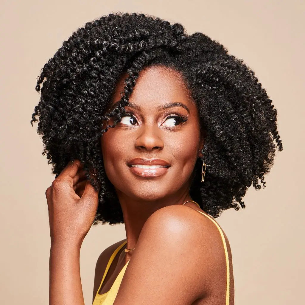 African Pride - Moisture Miracle Aloe & Coconut Water Curl Defining Gel